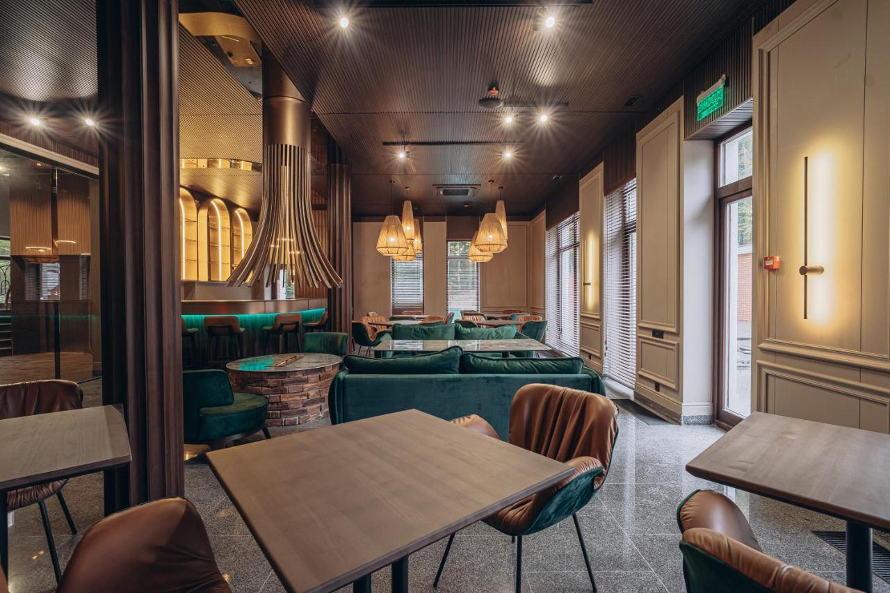 Park Hotel Bristol Ujgorod Dış mekan fotoğraf